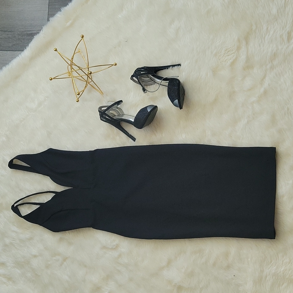 XS LULU'S GRACEFULLY YOURS BLACK DRESS